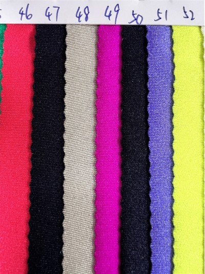 DG-BT  再生錦綸有光萊卡  成分：82%再生錦綸  18%氨綸 克重：180g/㎡ 幅寬：150CM 細節-3